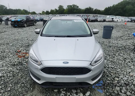 2018 Ford Focus Se z USA, uszkodzony, nr VIN 1FADP3F29JL299209